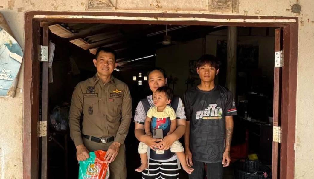 น้ำท่วมไม่ทิ้งกัน! ตำรวจประจันตคาม เร่งช่วยเหลือประชาชน รถเสียกลางทาง พร้อมส่งถึงที่พักอย่างปลอดภัย